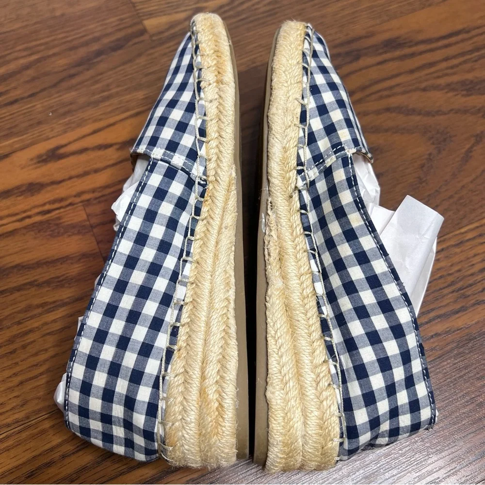 Merona Sonya ballet flats in a navy gingham pattern size 7